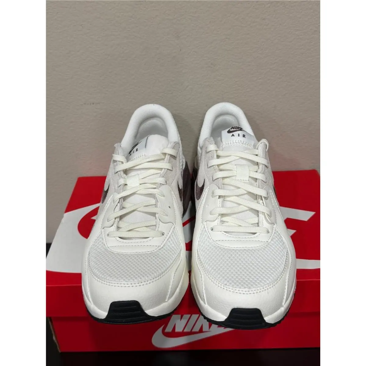 Nike shoes - Beige 1
