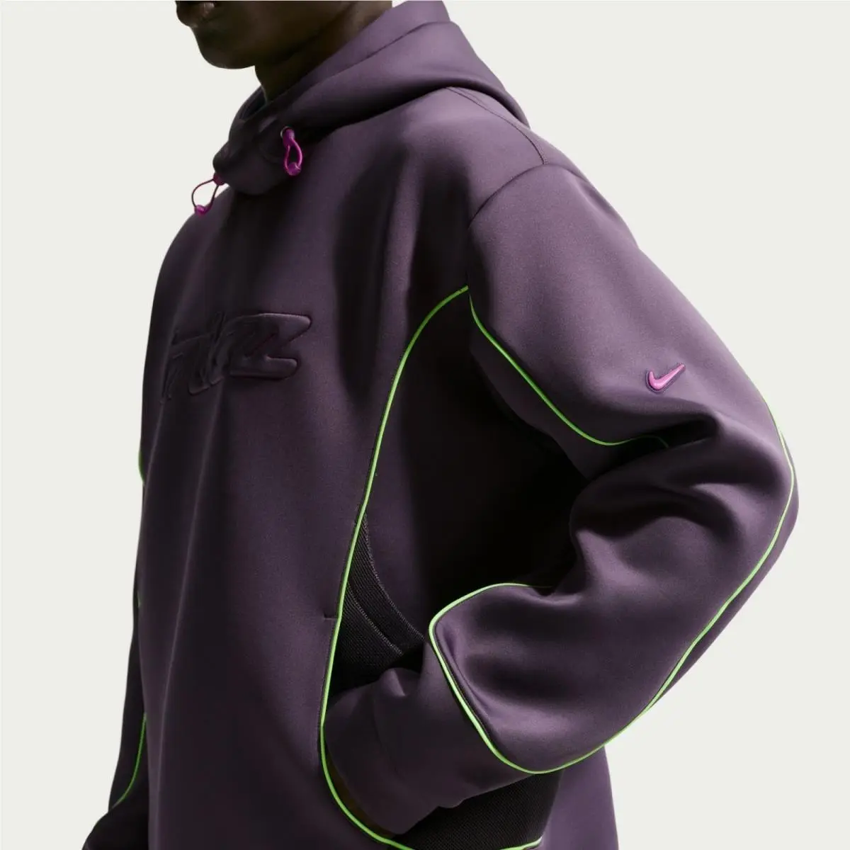 Nike clothing - Purple (UPC: 198727285258) 4