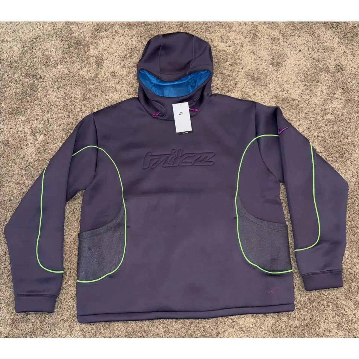 Nike clothing - Purple (UPC: 198727285258) 5