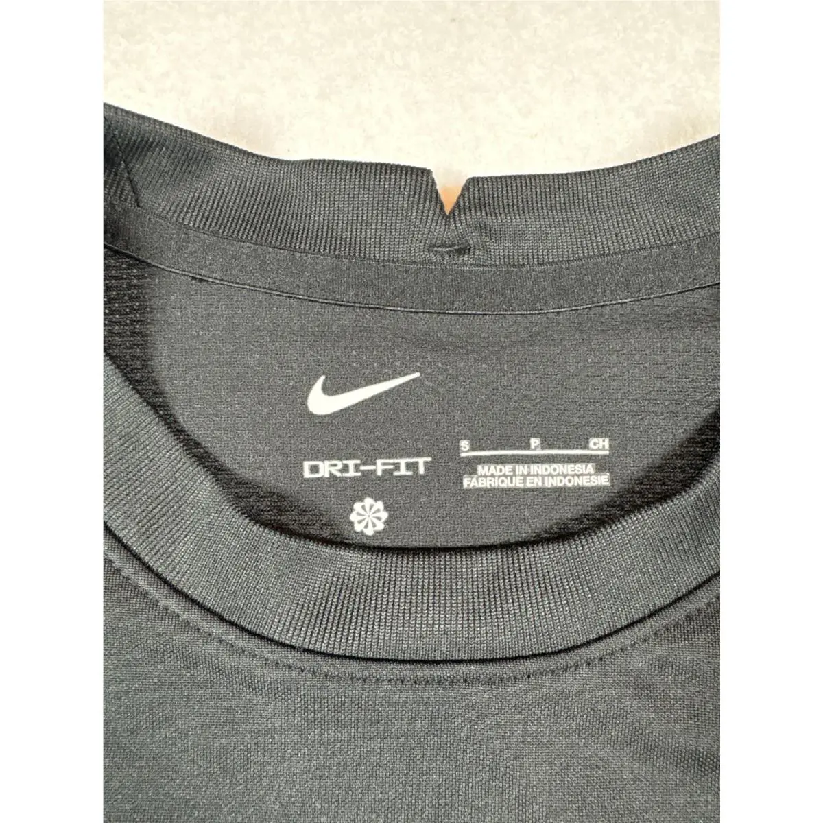 Nike clothing - Nike Dri-Fit - Black (UPC: 195571397922) 1