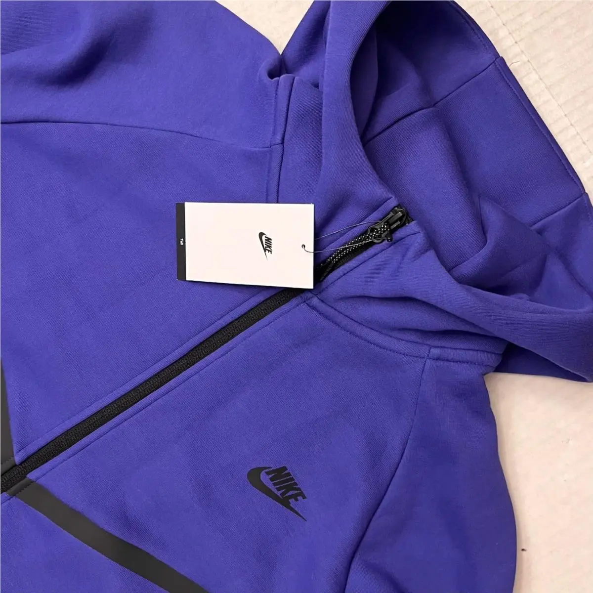 Nike clothing - Blue (UPC: 197863223971) 0