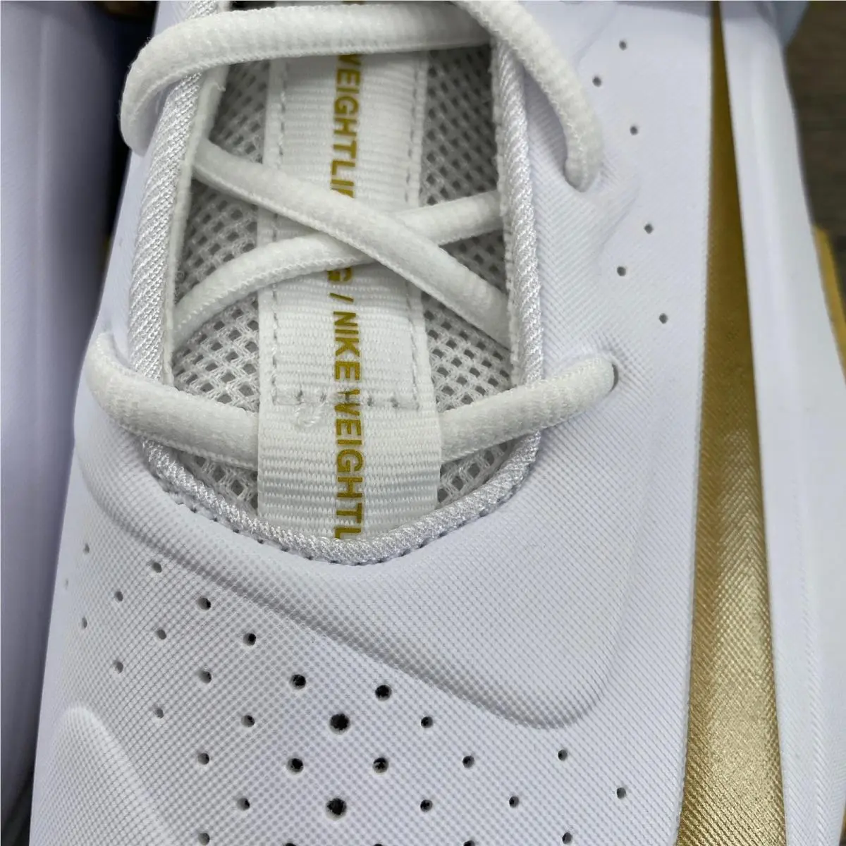 Nike shoes - Nike Savaleos - Savaleos - White 5