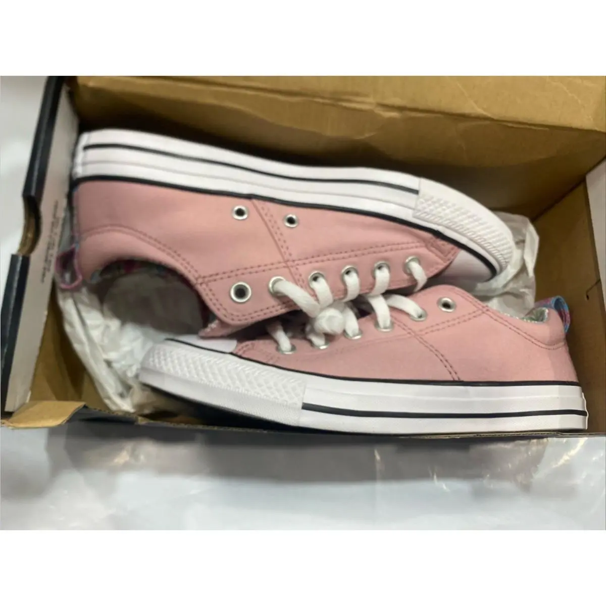 Converse shoes - Pink 1