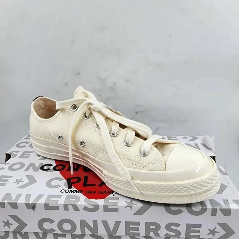 Converse shoes - Milk/Red/Black 11