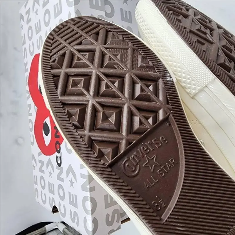 Converse shoes - Milk/Red/Black 8