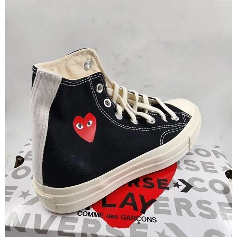Converse shoes - Black/White/Red 9