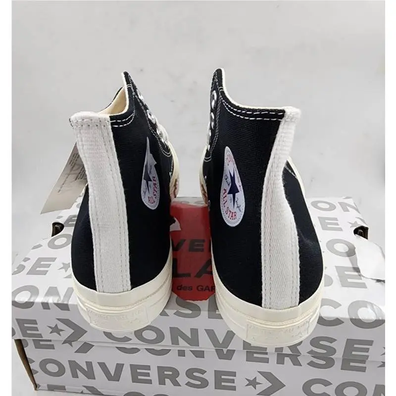 Converse shoes - Black/White/Red 4