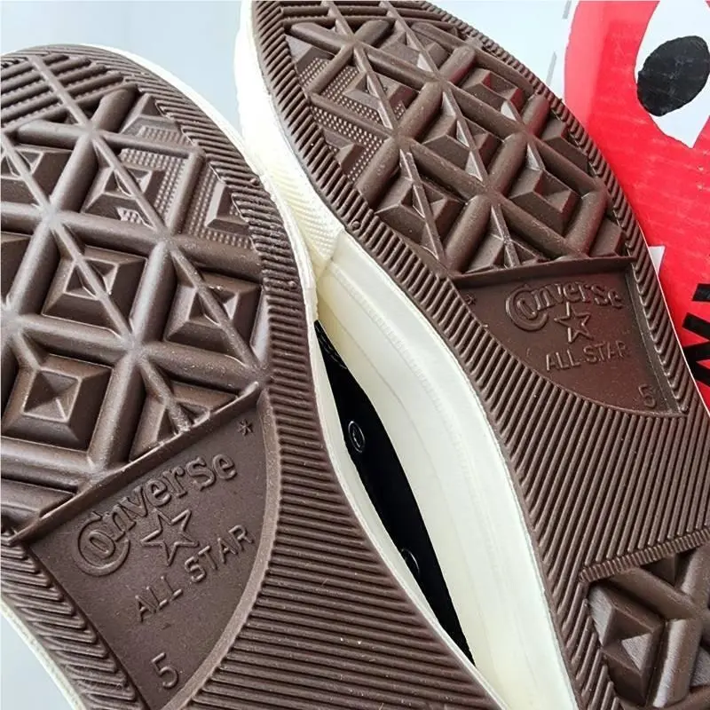 Converse shoes - Black/White/Red 6