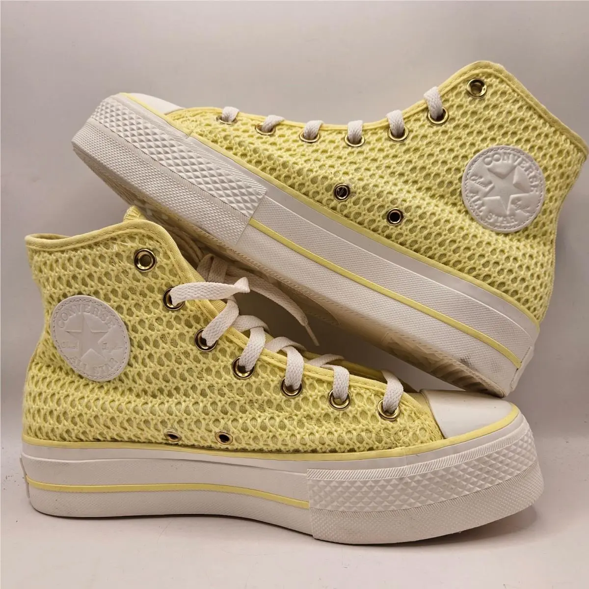 Converse shoes - Yellow 4
