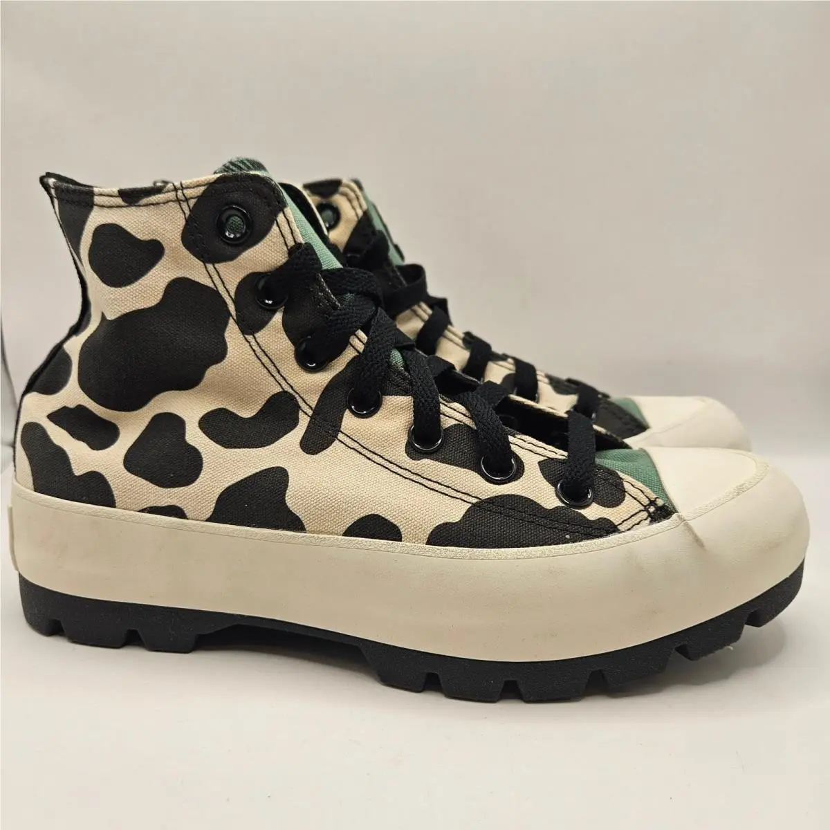 Converse shoes - Black 2