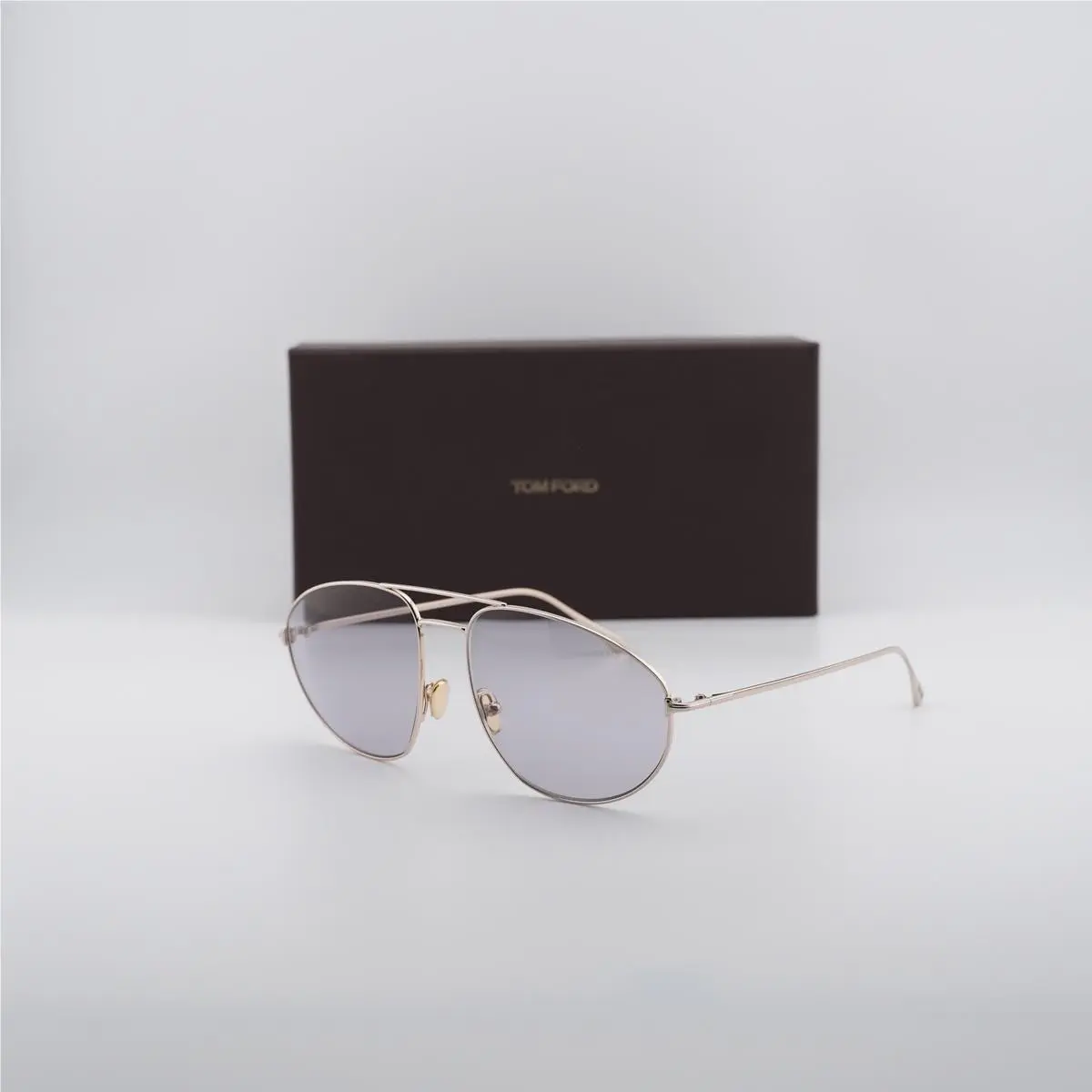 FT0796 28A Shiny Rose Gold/light Grey Smoke 59-16-140 Sunglasses by Tom Ford