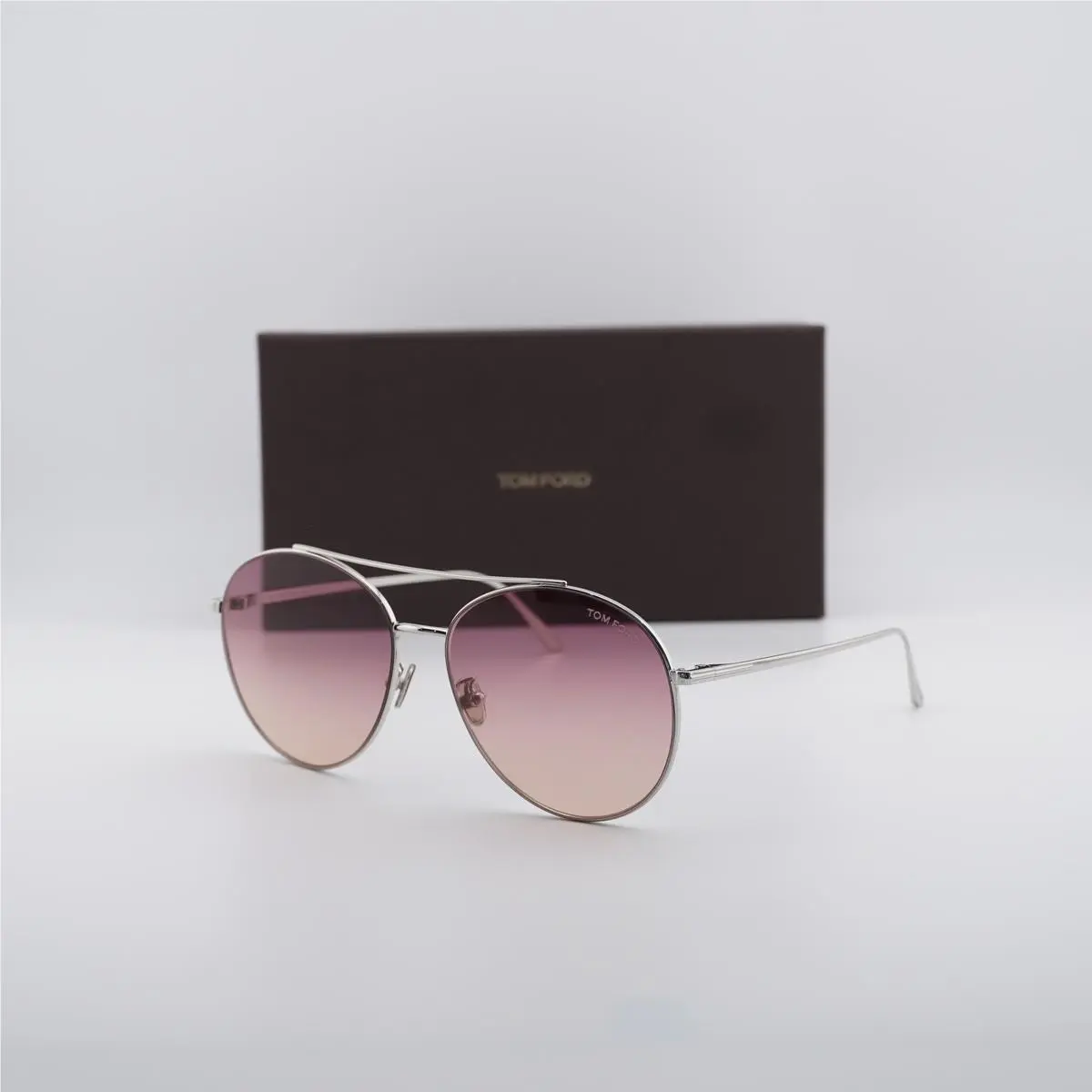 FT0757-D 16F Gunmetal/pink Gradient 61-16-145 Sunglasses by Tom Ford