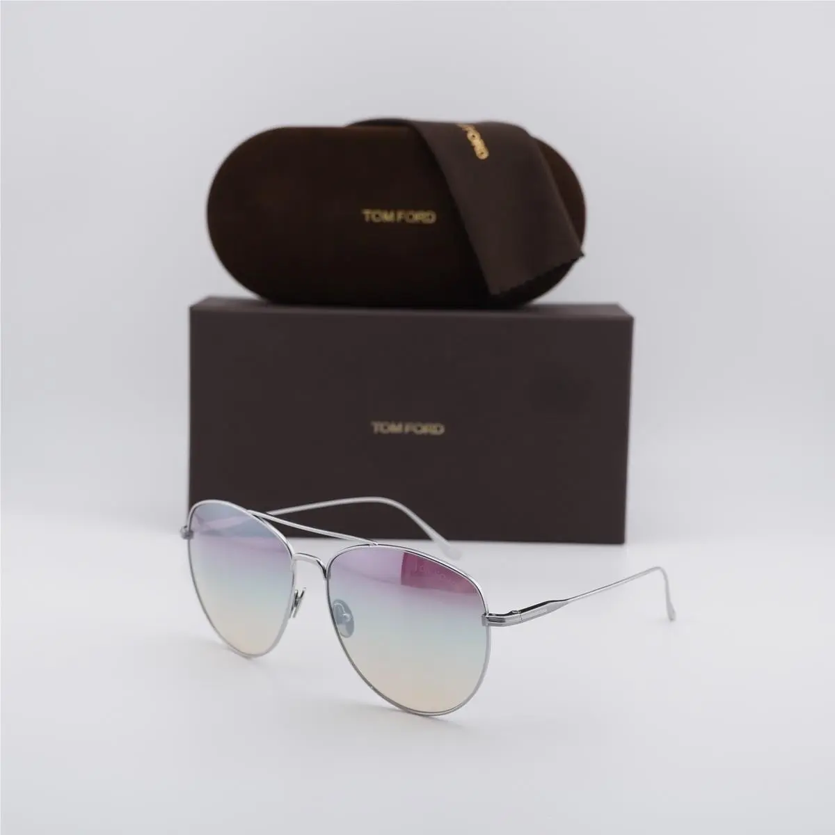 FT0784 16Z Shiny Palladium/purple Gradient Mirror 59-15-135 by Tom Ford