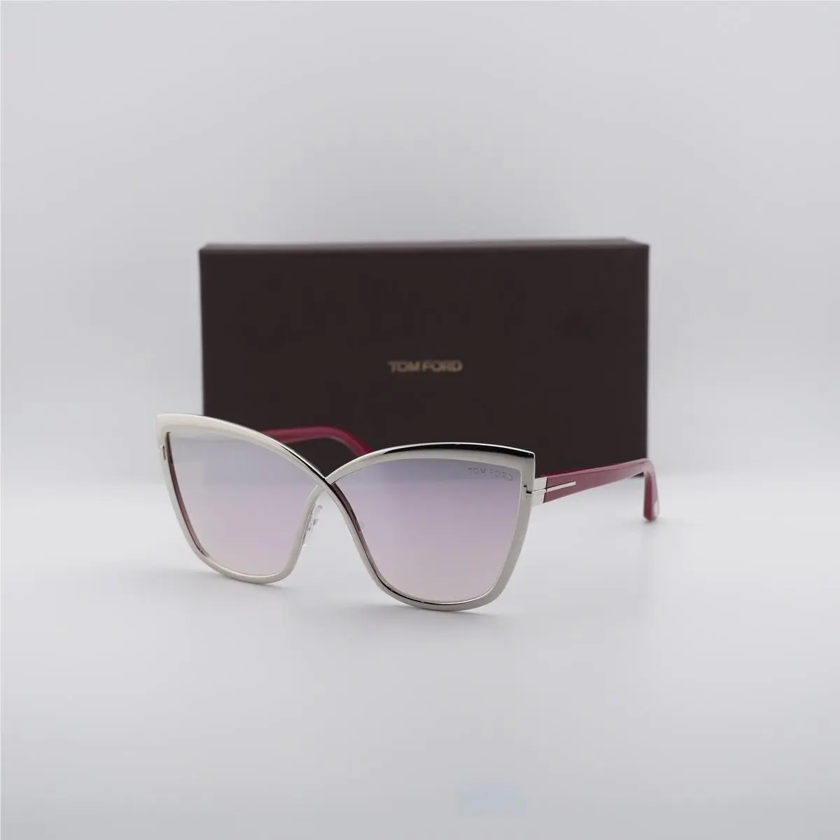 FT0715 16Z Shiny Palladium/gradient Pink To Pearl/gradient Pink by Tom Ford