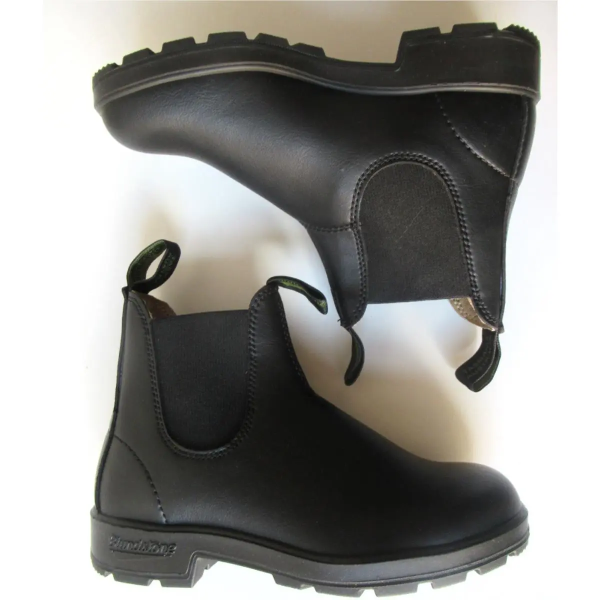 Blundstone shoes - Black 3
