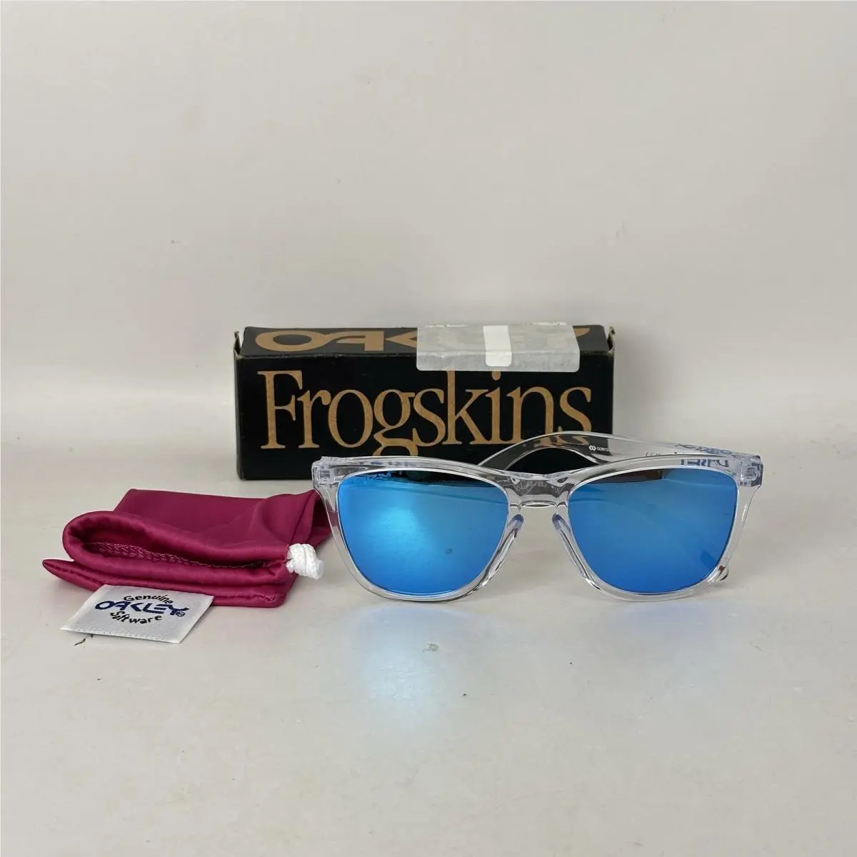 Unisex Frogskins Square Prizm Mirror Sunglasses OO9013 Crystal Clear/blue by Oakley