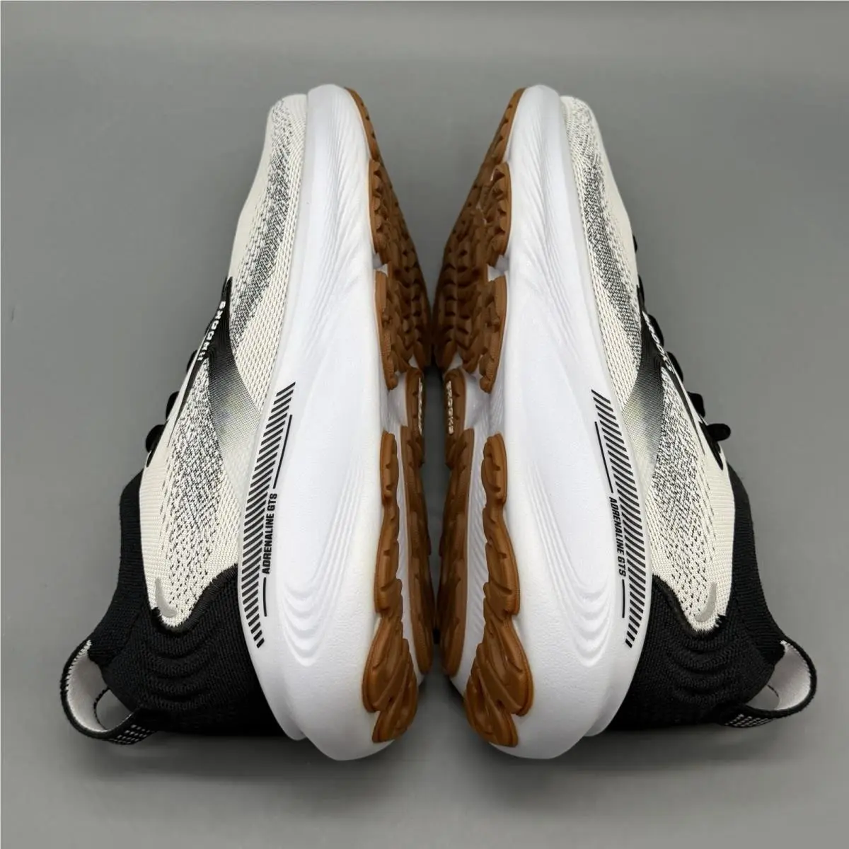Brooks shoes - Brooks Adrenaline GTS 25 - Adrenaline GTS - 1204431B189 - White/Black (UPC: 0195394665123) 4