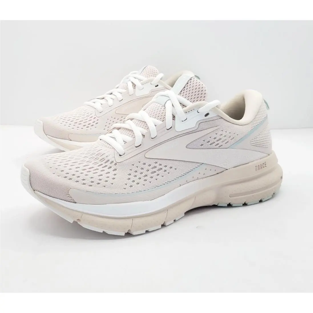 Brooks shoes - Brooks Trace 3 - Trace - Crystal Cream Gray 1