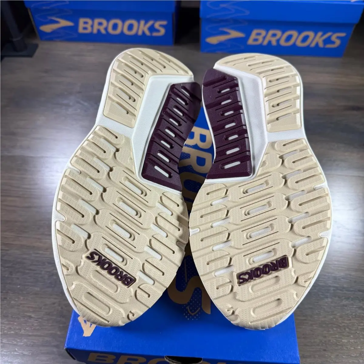 Brooks shoes - Brooks Ariel - Ariel - 1204441B288 - Coconut/Sand/Potent Purple (UPC: 195394754537) 11