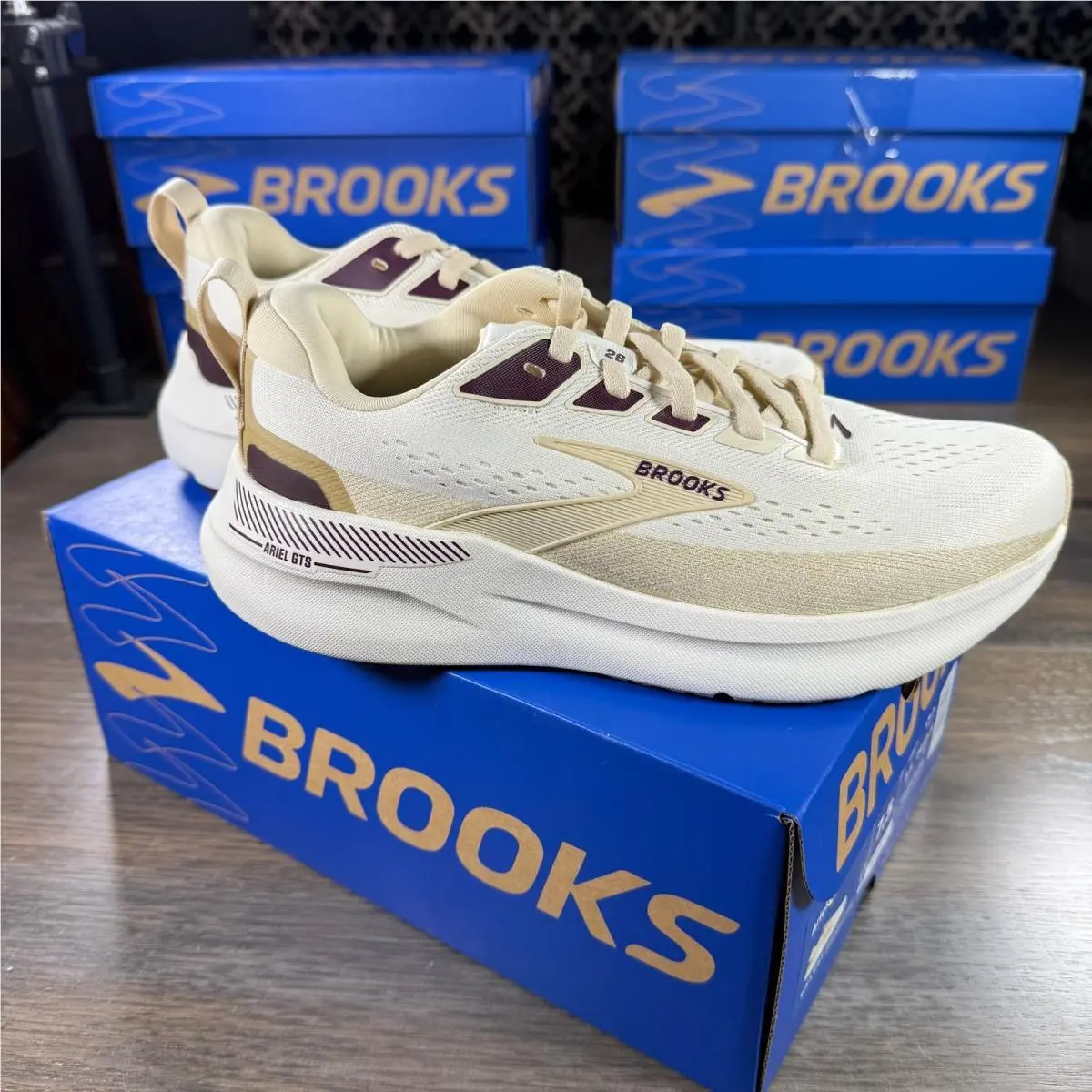 Brooks shoes - Brooks Ariel - Ariel - 1204441B288 - Coconut/Sand/Potent Purple (UPC: 195394754537) 5