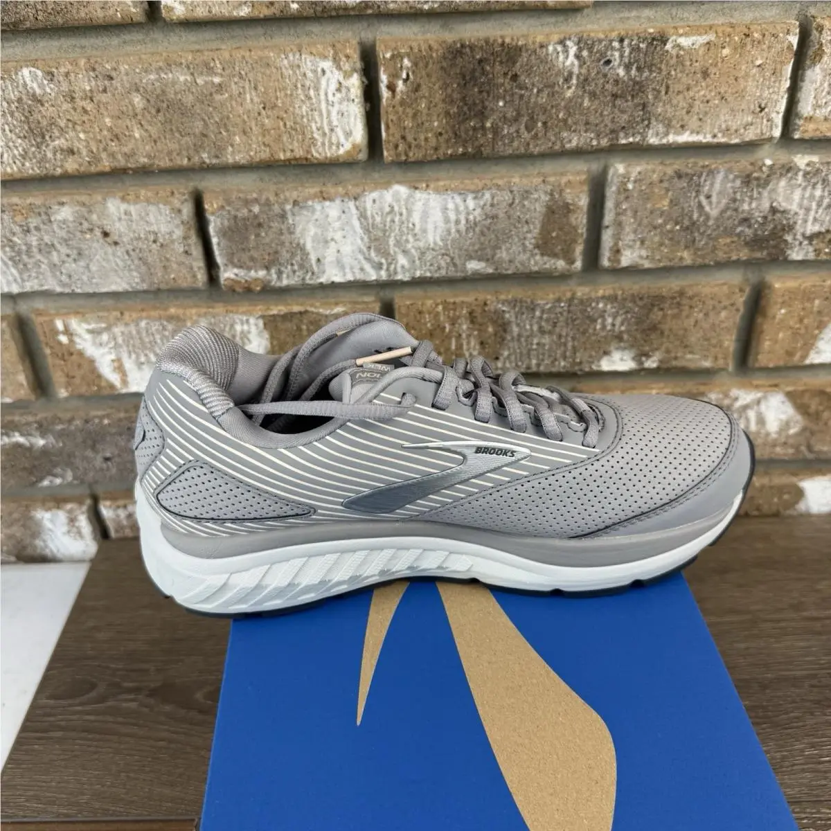 Brooks shoes - Addiction Walker Suede - Addiction Walker Suede - 1203081B007 - Gray 4