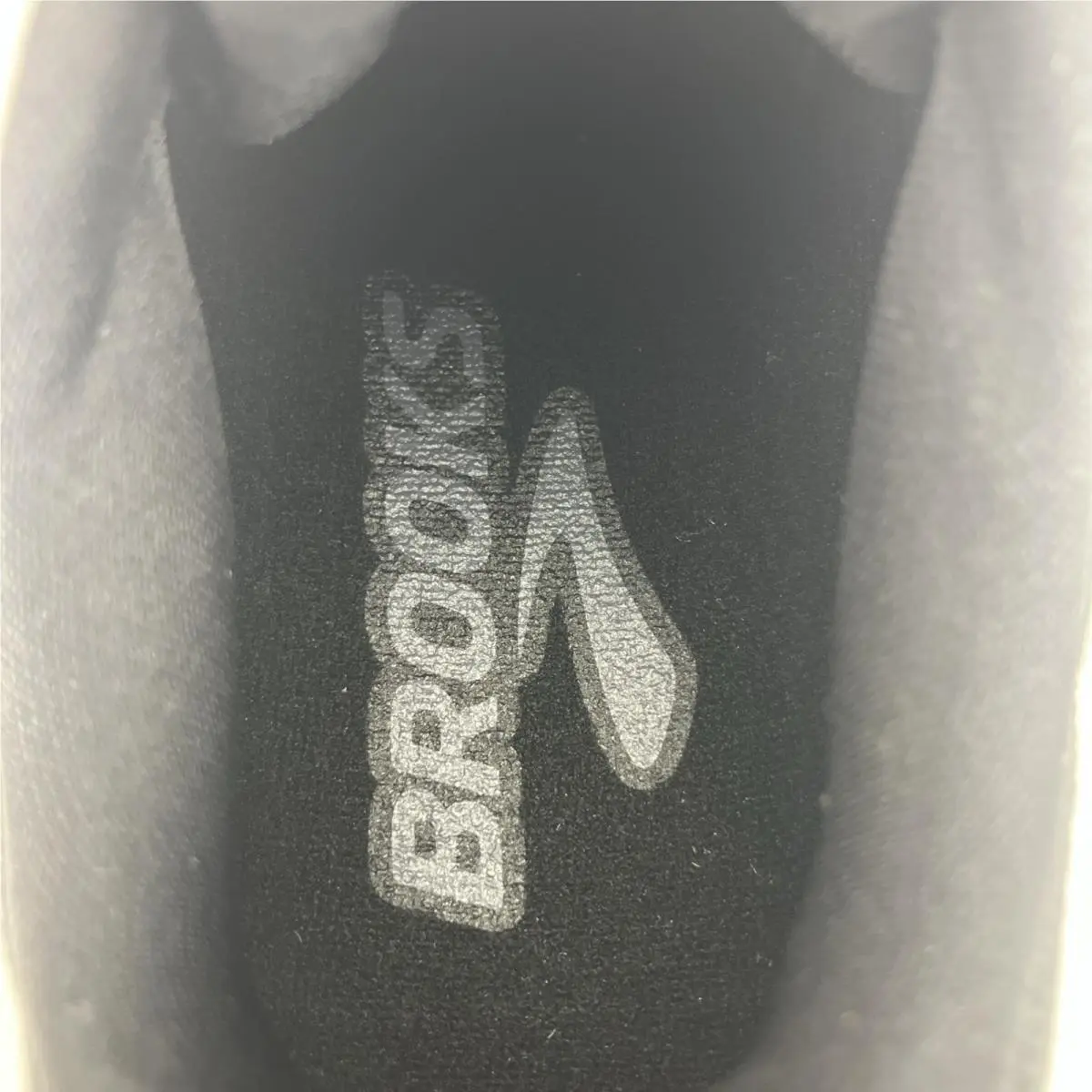 Brooks shoes - Brooks Revel 9 - Revel - 1204891B070 - Black/Ebony/Black 8