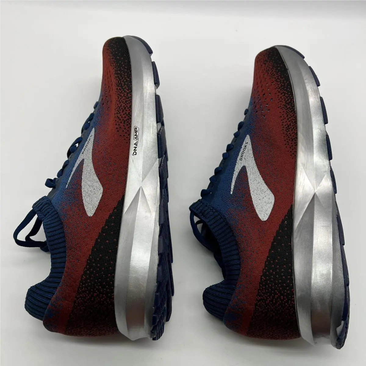 Brooks shoes - Brooks Levitate 2 - Levitate - 110290 1D 689 - Red 13