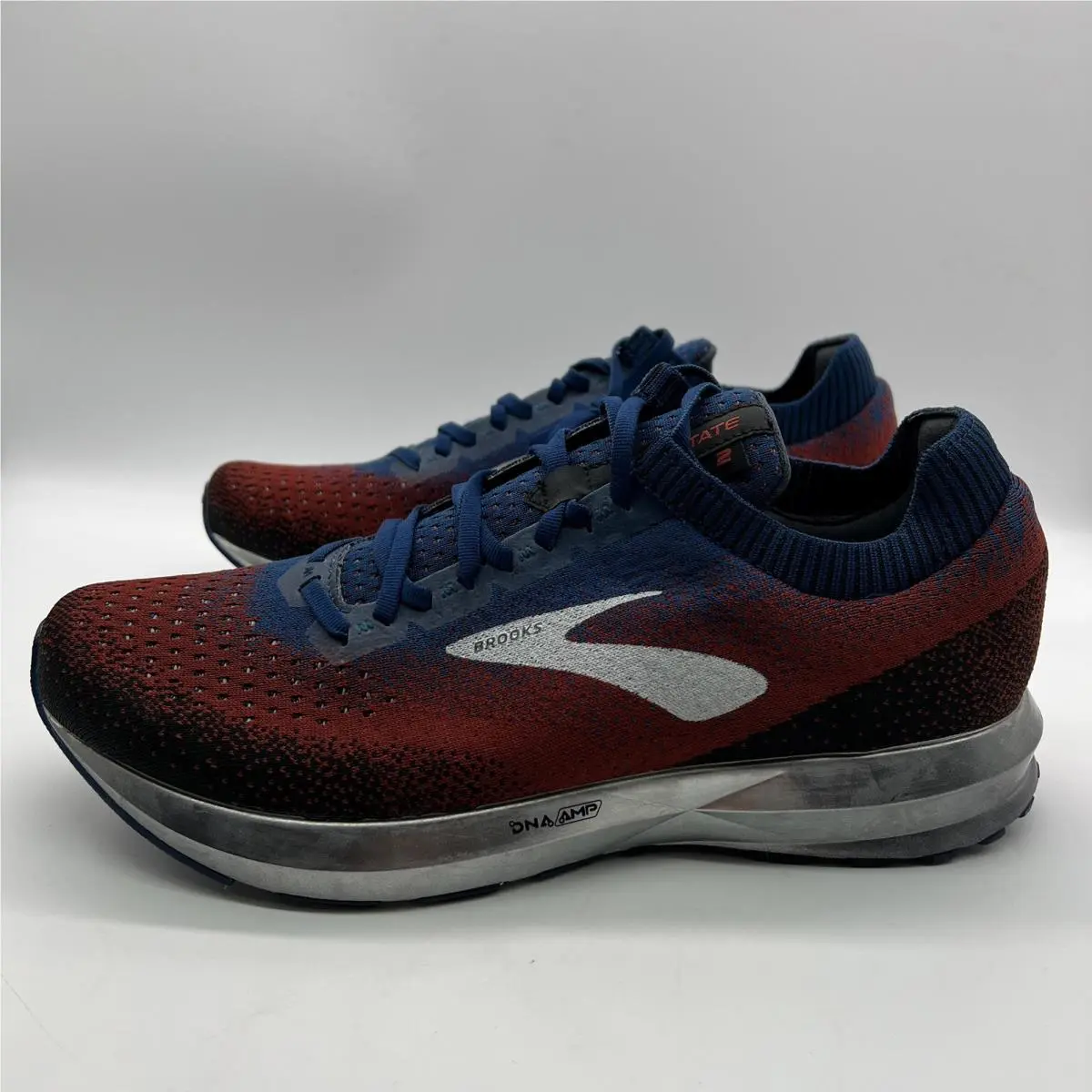 Brooks shoes - Brooks Levitate 2 - Levitate - 110290 1D 689 - Red 2
