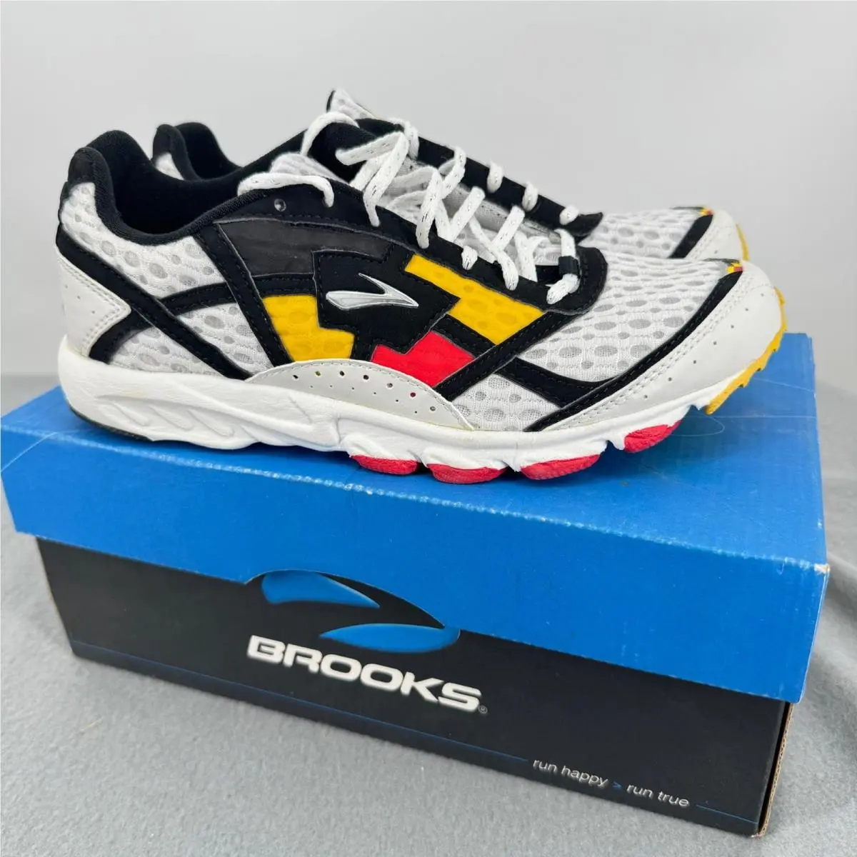 Brooks shoes - T4 Racer - Racer - Multicolor 2