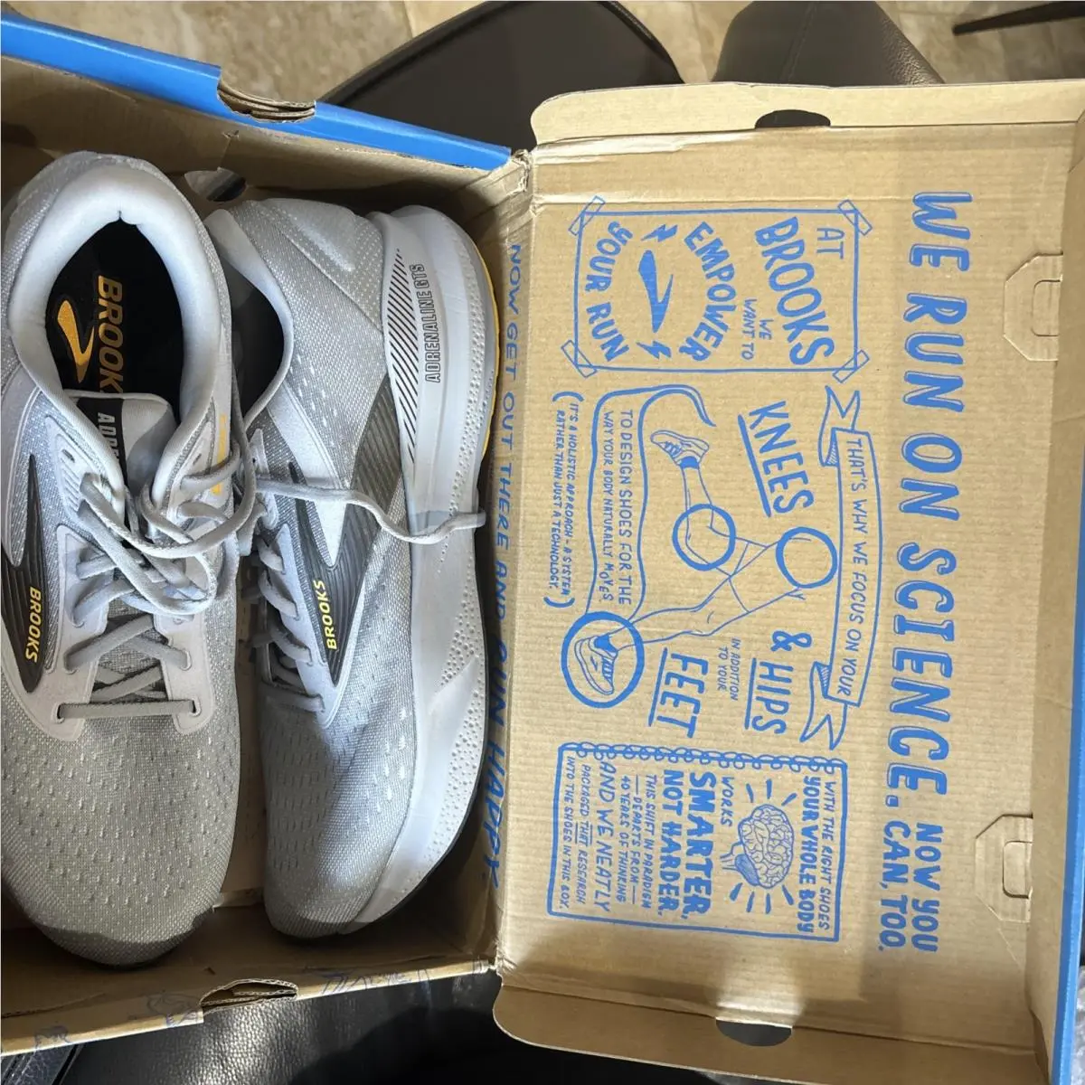 Brooks shoes - Adrenaline GTS 24 - Adrenaline GTS - 1104371B084150 - Alloy/White/Gold Fusion (UPC: 195394533736) 3