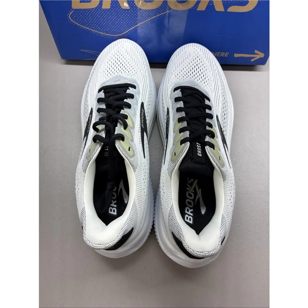 Brooks shoes - Brooks Ghost 17 - Ghost - White 3