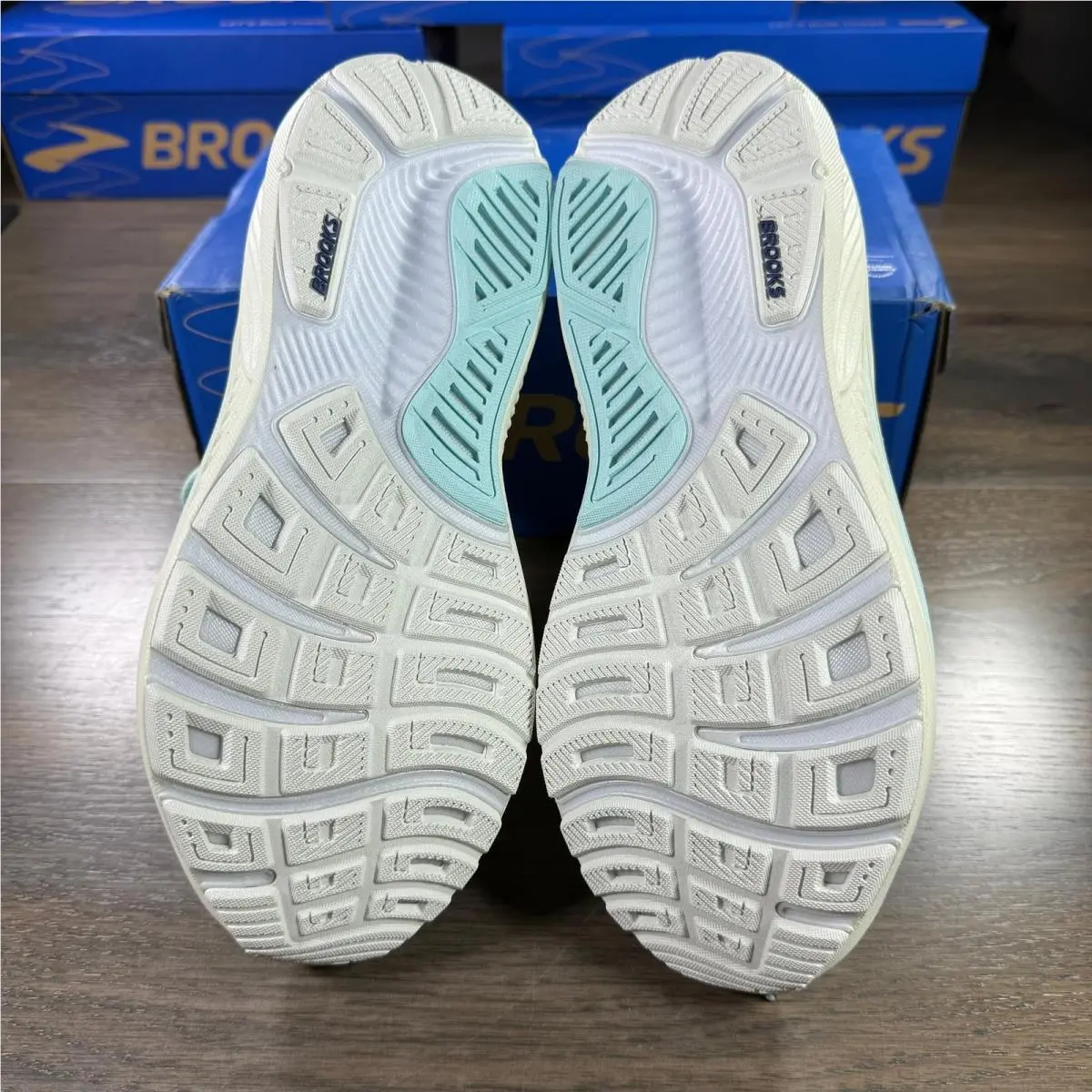 Brooks shoes - Brooks Ghost 17 - Ghost - 1204311B427 - Clearwater/Navy Peony (UPC: 195394690927) 9