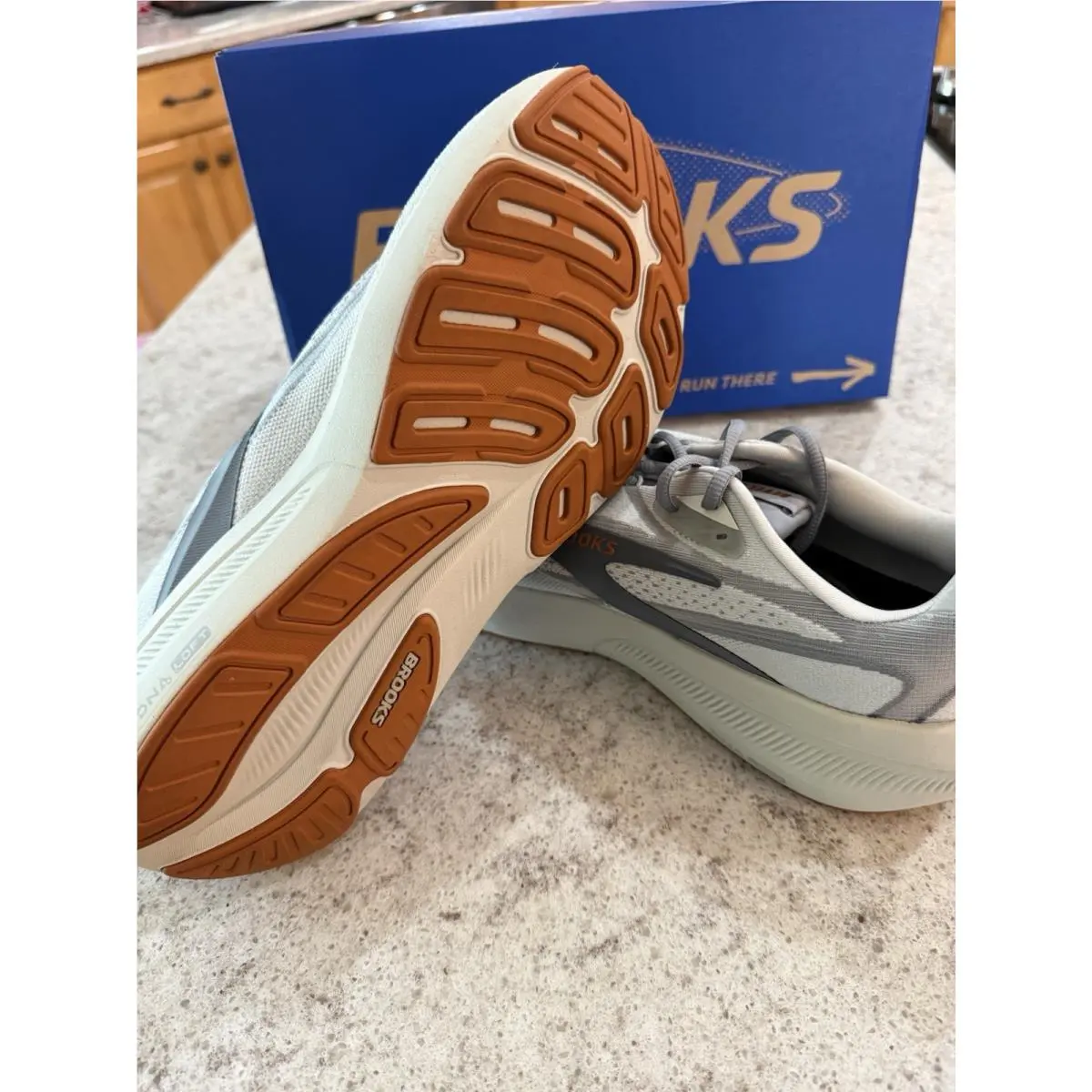 Brooks shoes - Brooks Revel - Revel - 110499 1D 092 - Gray 2