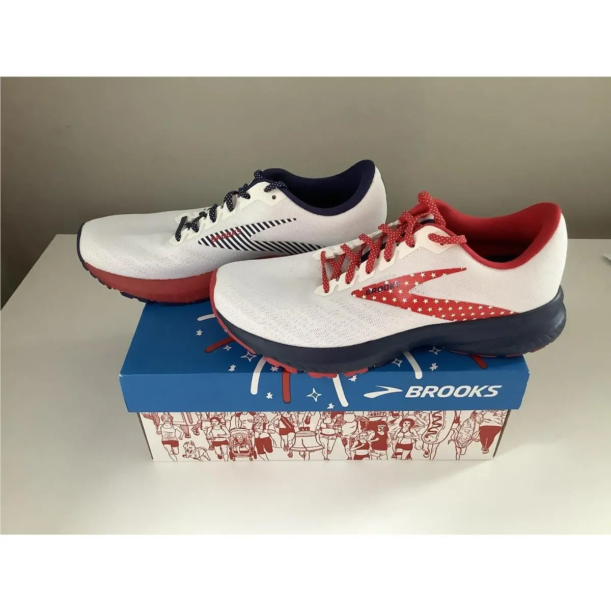Brooks shoes - Brooks Launch 7 Stars Stripes Run USA 4th of July - White 0