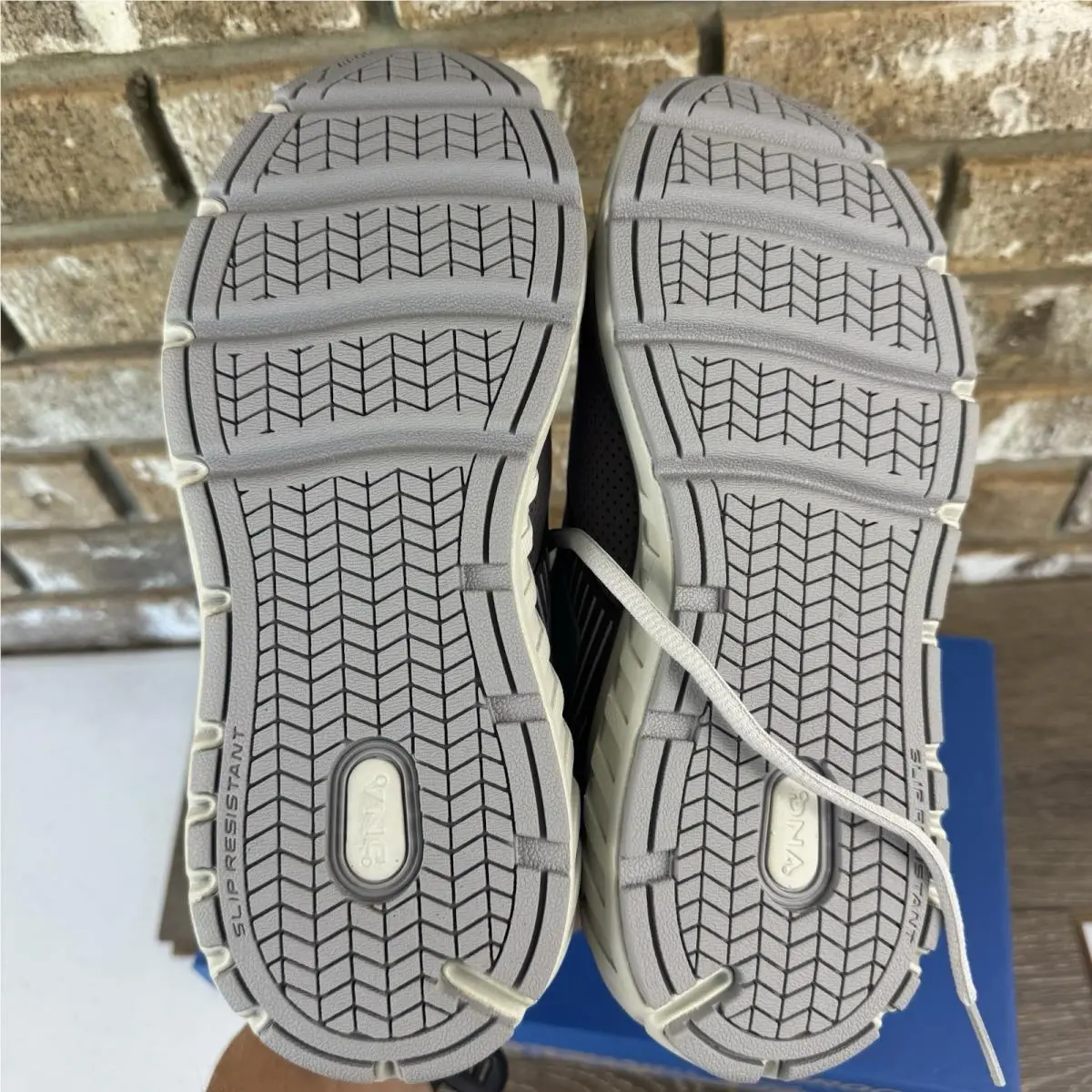 Brooks shoes - Addiction Walker Suede - Addiction Walker Suede - 1203081D094 - Gray 7