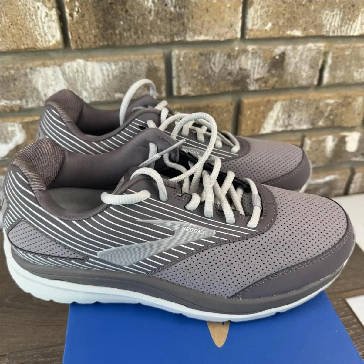 Brooks shoes - Addiction Walker Suede - Addiction Walker Suede - 1203081D094 - Gray 4