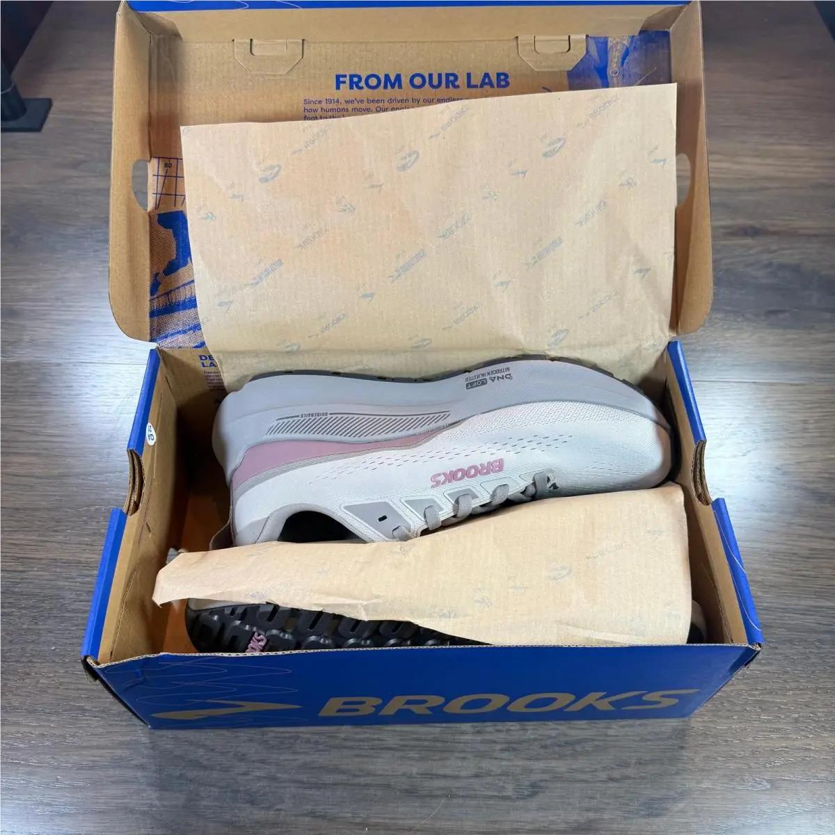 Brooks shoes - Ariel GTS 26 - Ariel GTS - 120444 1D 094 - Oyster Mushroom / Alloy / Pink (UPC: 195394754940) 1