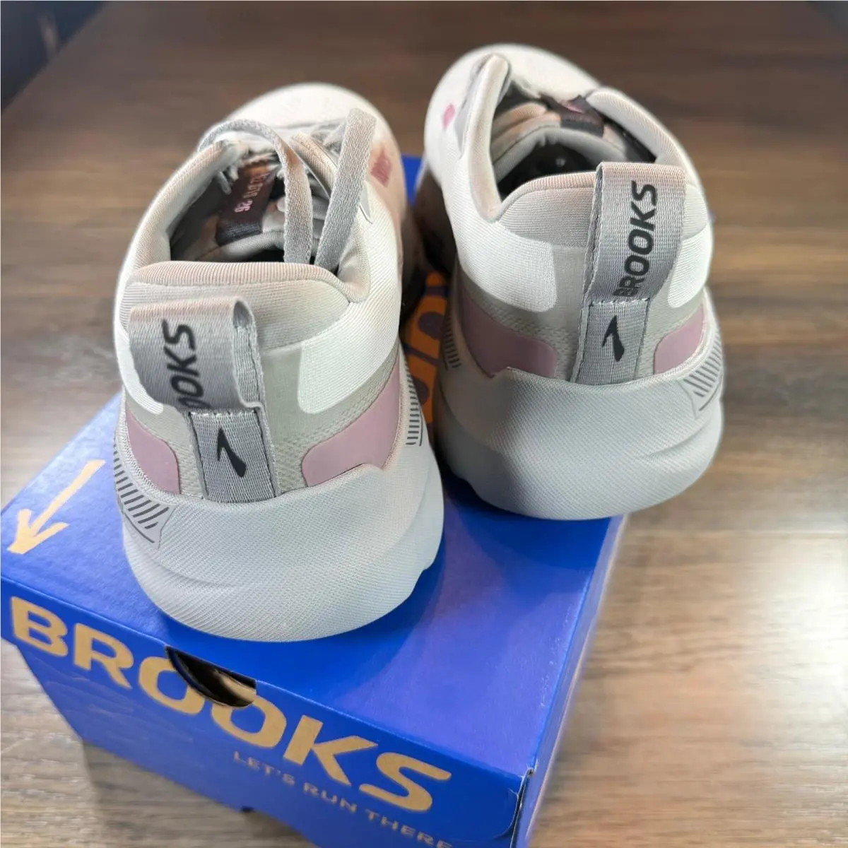 Brooks shoes - Ariel GTS 26 - Ariel GTS - 120444 1D 094 - Oyster Mushroom / Alloy / Pink (UPC: 195394754940) 6