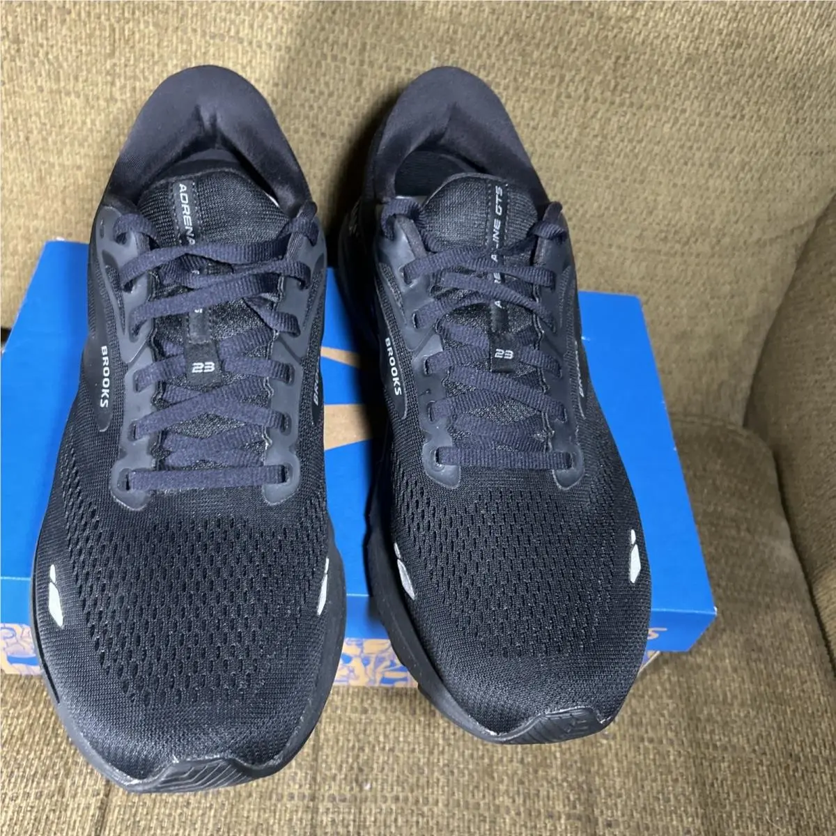 Brooks shoes - Brooks Adrenaline GTS 23 - Adrenaline GTS - Black 2