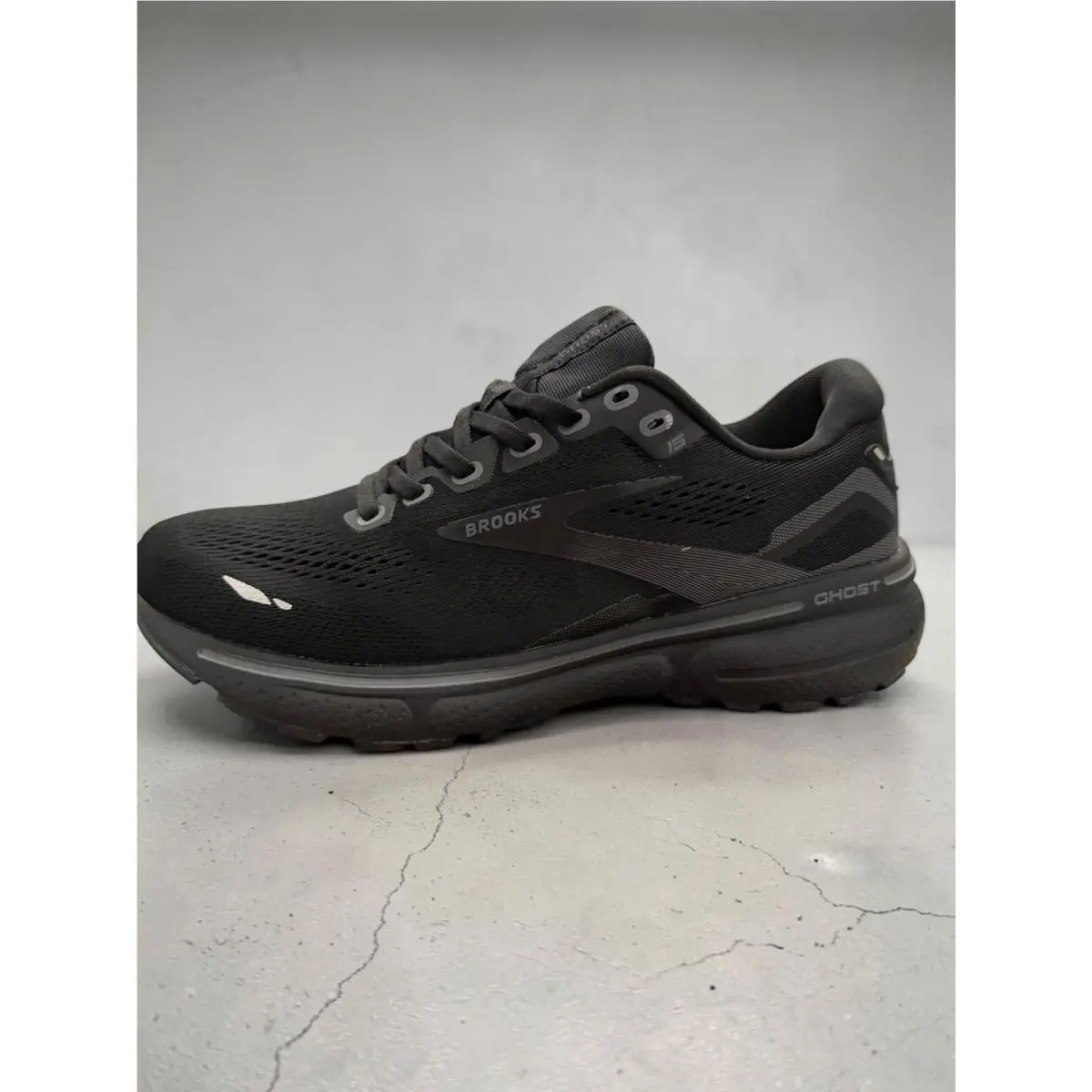 Brooks shoes - Brooks Ghost 15 - Ghost - 110393 1D 020 - Black (UPC: 195394137248) 1