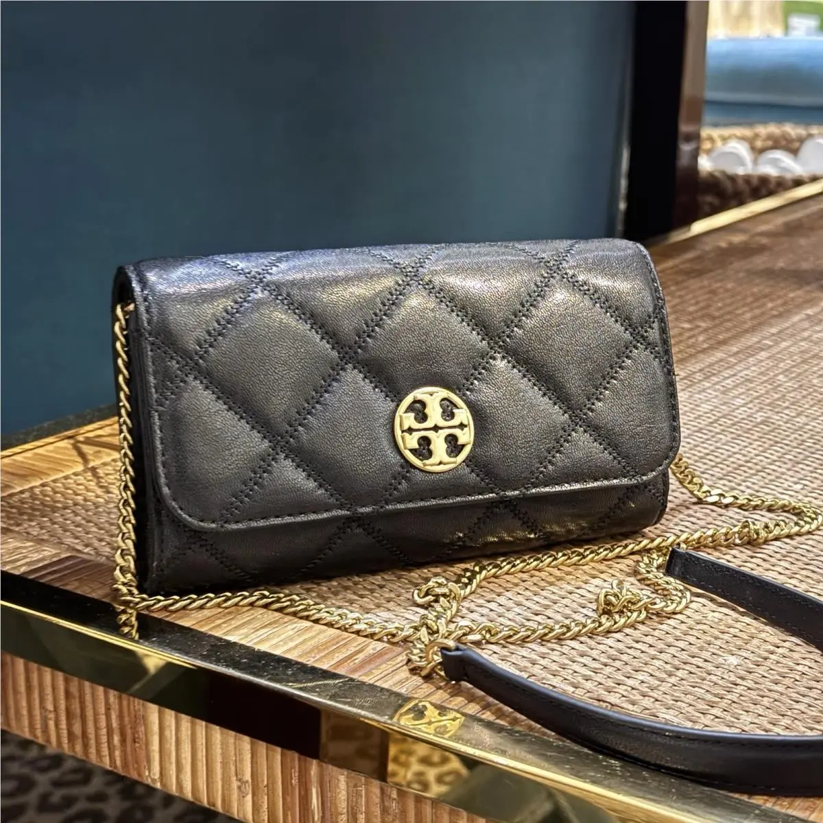 164055 Willa Chain Wallet Crossbody Clutch Bag Black Leather by Tory Burch