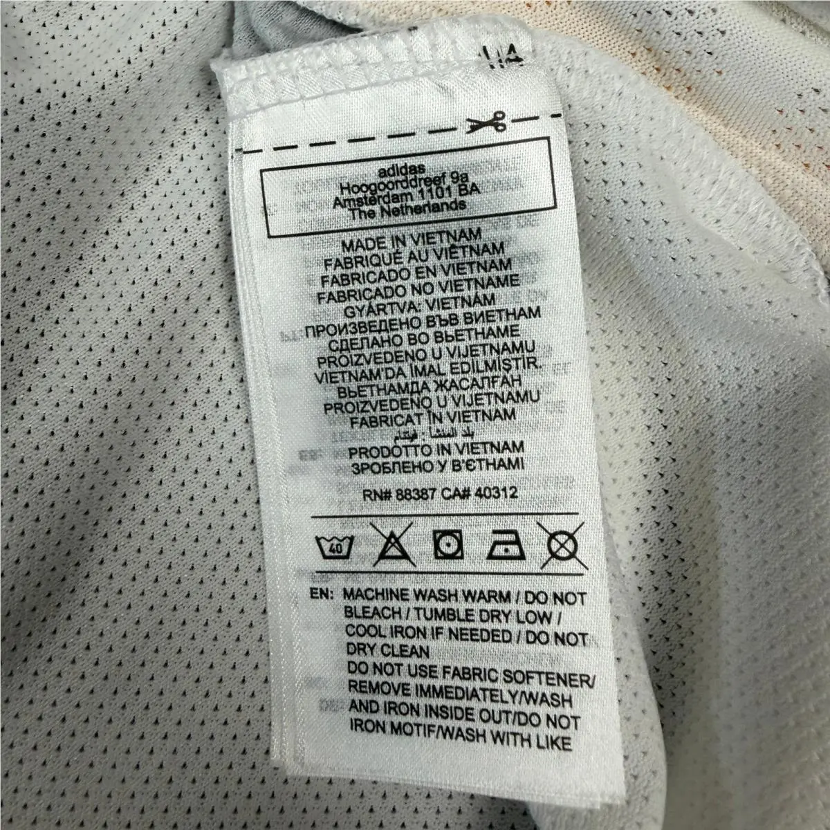 Adidas clothing - White 4