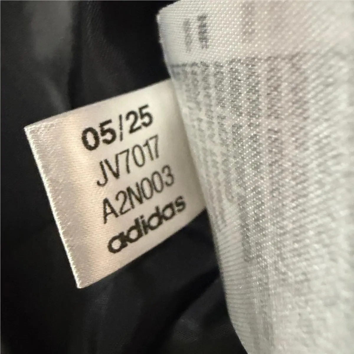 Adidas clothing - Black 6