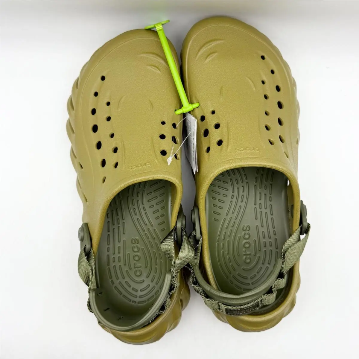 Crocs shoes - Green (UPC: 196265557998) 6