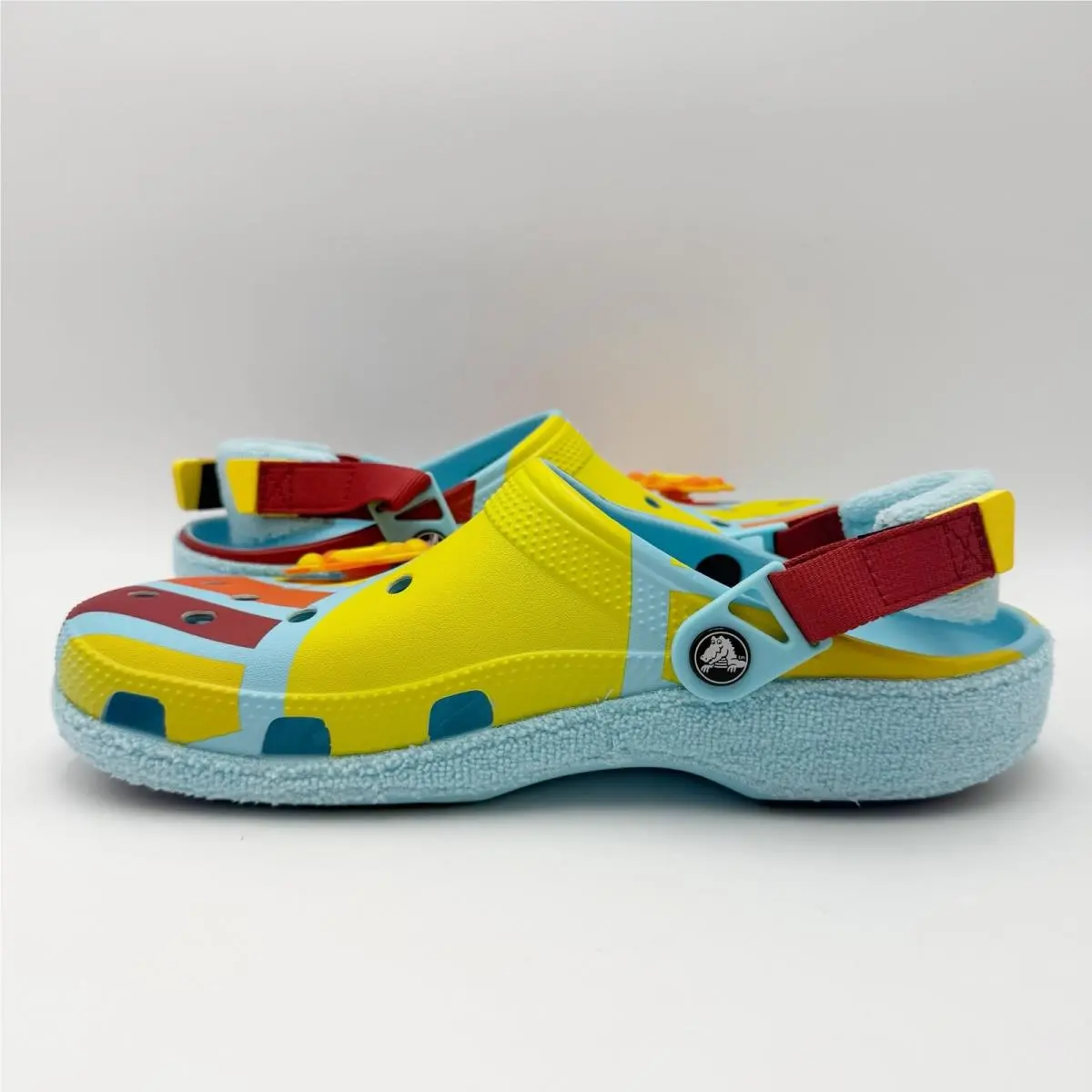Crocs shoes - Blue (UPC: 196265382385) 5