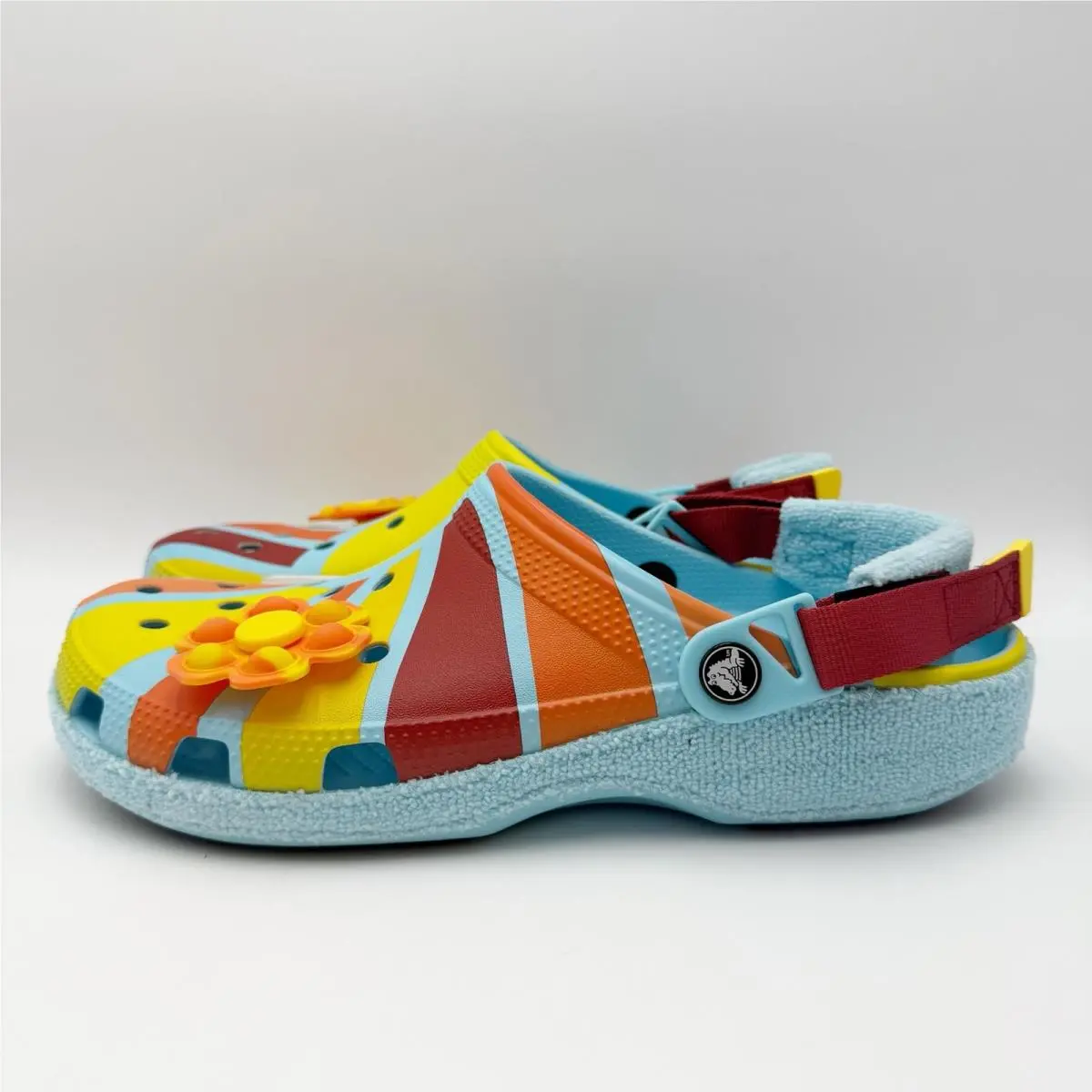 Crocs shoes - Blue (UPC: 196265382385) 6