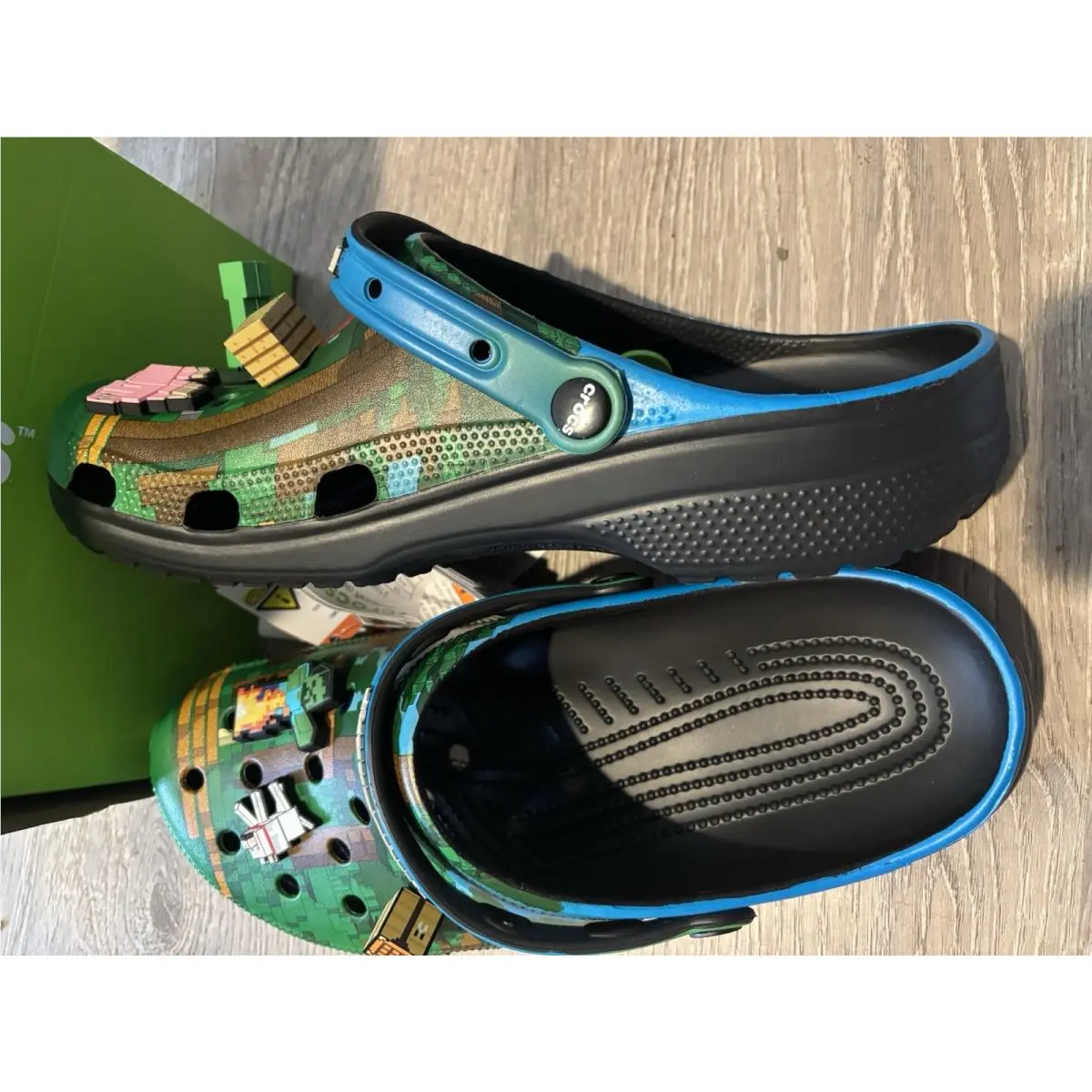 Crocs shoes - Crocs Classic Clog - Classic Clog - 210829-90H - Green, Blue, Black 3