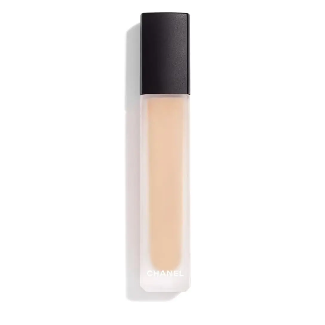 Ultra Le Teint Correcteur Concealer Light Medium Shades .29 Oz by Chanel