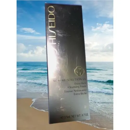 Future Solution LX Extra Rich Cleansing Foam 4.7 Oz. Boxed by Shiseido