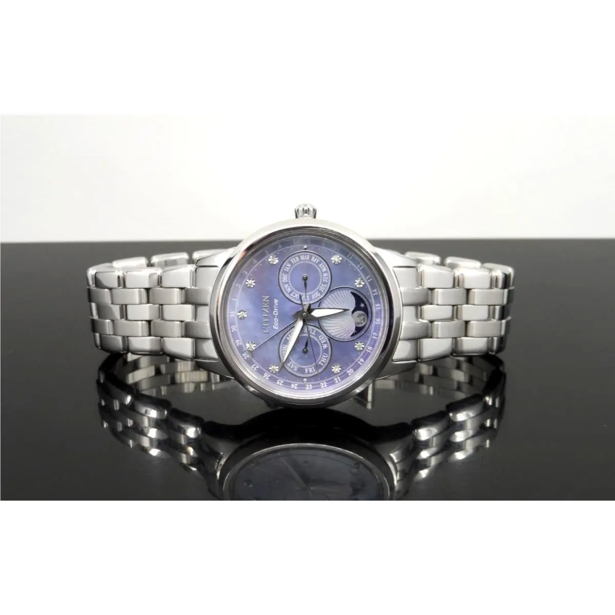 Citizen FD0000-52N Calendrier Eco-drive Moon Phase Diamond Mop Blue Dial Watch